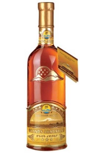 Гранд Армениенс 3 года 0.5 л фото коньяк Grands Armeniens 3 Years 0,5 л