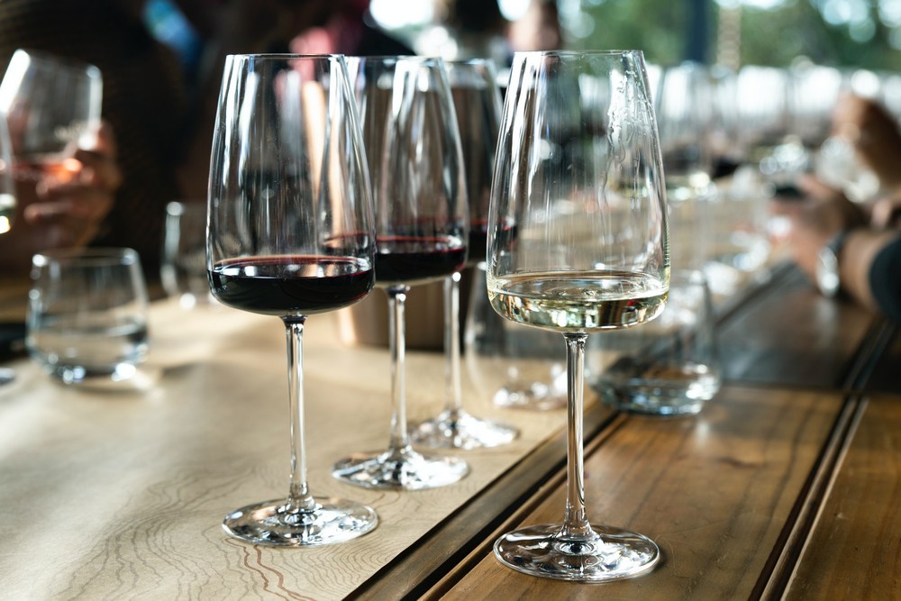 Бокалы вина