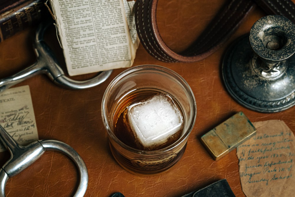 Ром в стакане