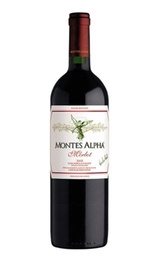 Вино Montes Alpha Merlot 2011 0,75 л