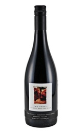 Вино Two Hands The Bull The Bear Malbec Cabernet Sauvignon Barossa Valley 2011 0,75 л