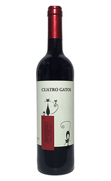 Вино Navarro Lopez Cuatro Gatos Tinto Semidulce 0,75 л