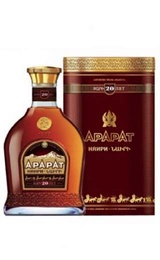 Коньяк Арарат Наири 0,5 л