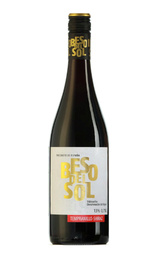 Вино Beso del Sol Tempranillo Syrah 0,75 л