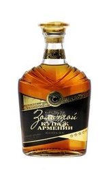 Коньяк Золотой Купаж Армении 5 Лет 0,5 л