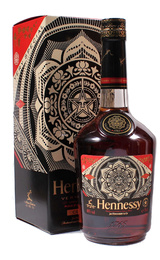 Коньяк Hennessy VS by Shepard Fairey 0,7 л