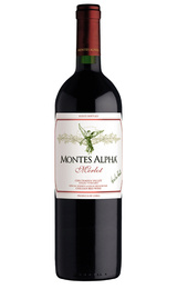 Вино Montes Alpha Merlot 2015 0,75 л