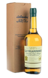 Кальвадос la Vigannerie Pays d'Auge Vintage 1977&nbsp;0,7&nbsp;л