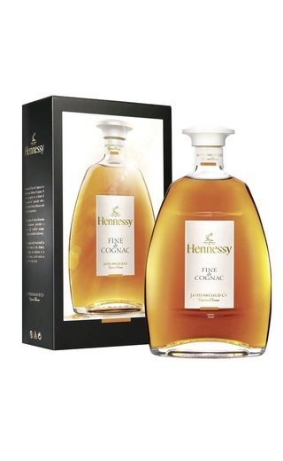 Hennessy VSOP Fine Champagne COGNAC 700㎖ Коньяк Hennessy Fine Champagne цена 0,7 л в коробке 5040 руб