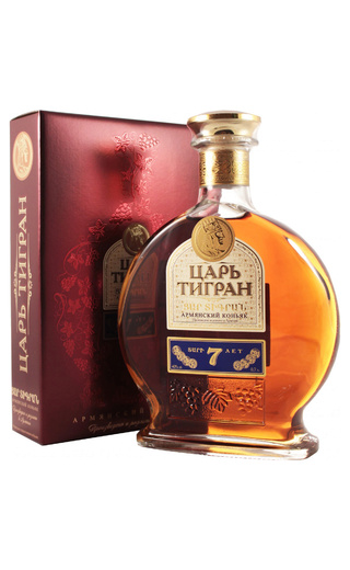 Царь Тигран 7 лет 0.5 л фото коньяк Tsar Tigran 7 Years Old 0,5 л