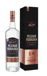 Водка Медная Лошадка 0,7 л