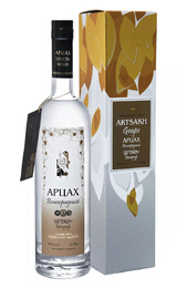 Водка Арцах Виноградный 0,75 л