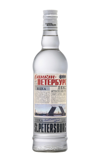 Водка Ладога Санкт-Петербург Люкс 0,5 л