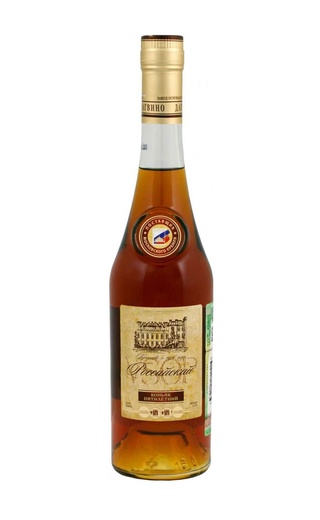 Дагвино Российский 5 лет 0.5 л фото коньяк Dagvino Rossiyskiy 5 Years Old 0,5 л