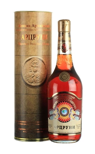 Коньяк Арцруни 8 лет 0,5 л