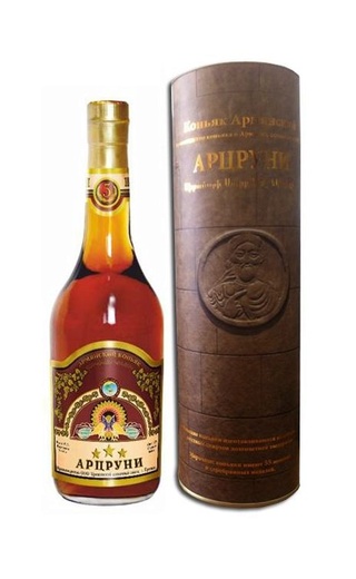 Арцруни 3 года 0.5 л фото коньяк Arcruni 3 Years Old 0,5 л