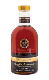 Коньяк Поздравительный 8 лет 0,5 л.