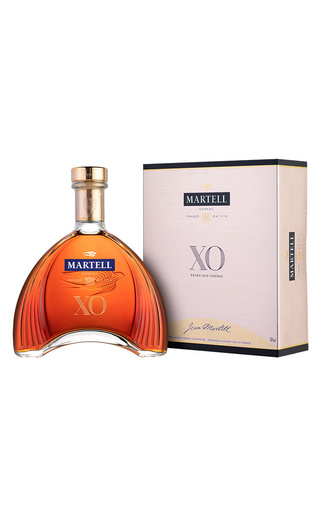 Коньяк Martell XO Extra Old цена 0,7 л в коробке 27210 руб