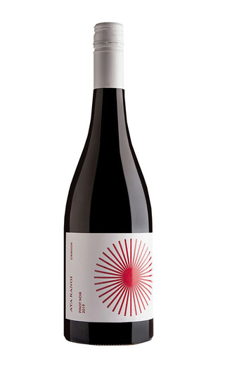 фото вино Ata Rangi Crimson Pinot Noir 2019 0,75 л