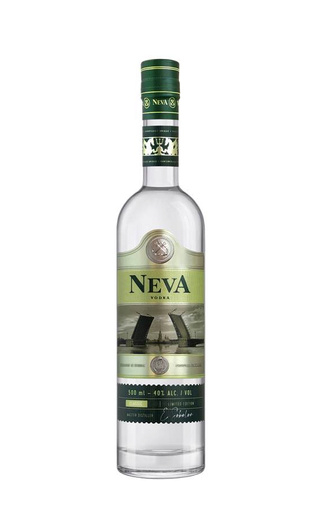Нева Классик 0.5 л фото водка Neva Classic 0,5 л