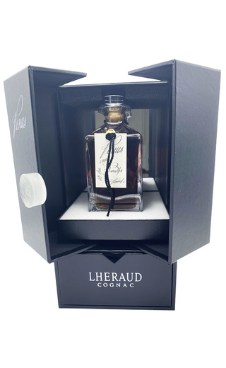 Леро Венус 40 лет 0.7 л фото коньяк Lheraud Venus 40 ans 0,7 л