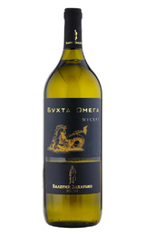 Вино Валерий Захарьин Бухта Омега Мускат 1,5 л