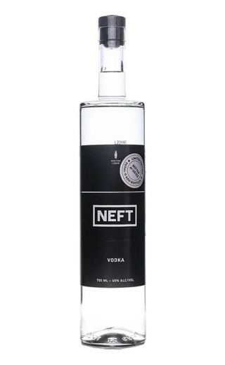 Нефть Черная Бутылка 0.7 л фото водка Neft Black Bottle 0,7 л