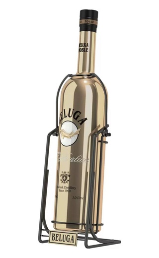 фото водка Beluga Noble Celebration 3 л