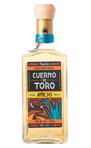 фото текила Cuerno de Toro Anejo 0,75 л