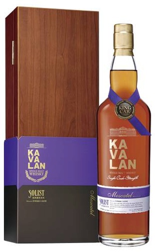 фото виски Kavalan Solist Moscatel Single Cask Strength 57.8% 0,75 л