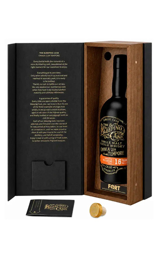 фото виски The Sleeping Cask Dailuaine Sherry Pedro Ximenez Finish 16 Years Old 0,7 л