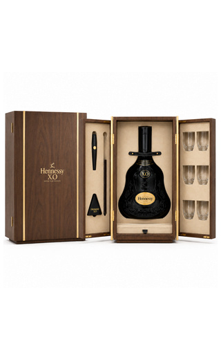 Коньяк Hennessy XO цена 0,7 л в металлической упаковке 40570 руб